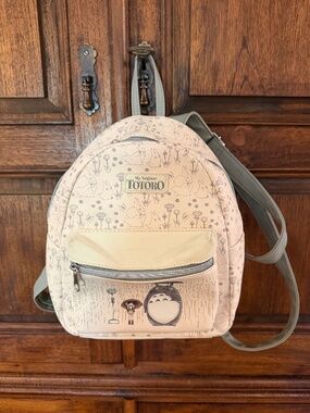 Loungefly My Neighbor Totoro backpack beige